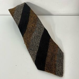 Vintage condition Shetland by Roxburgh 100% Wool Made in Scotland Necktie Tie
